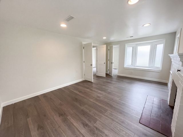 146 Hayward St, Braintree, MA 02184