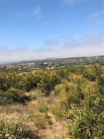 11 Treasure Drive, Hemet, CA 92544