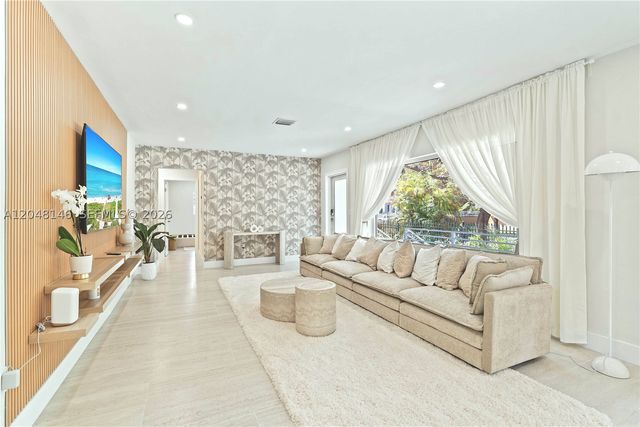 1345 SW 14th Ave, Miami, FL 33145
