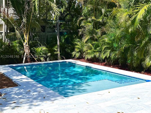 1345 SW 14th Ave, Miami, FL 33145