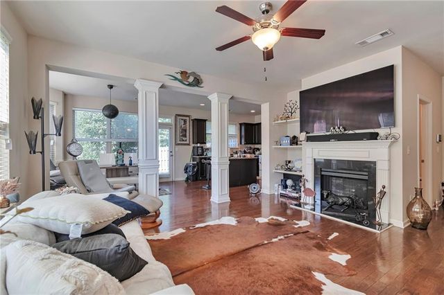 566 Jody Place, Lilburn, GA 30047