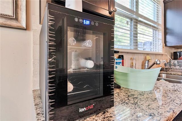 566 Jody Place, Lilburn, GA 30047