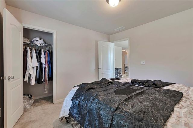 566 Jody Place, Lilburn, GA 30047