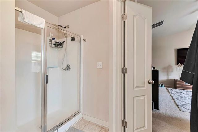 566 Jody Place, Lilburn, GA 30047