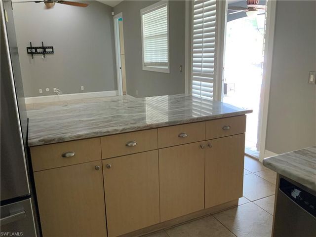 2715 2nd PL, Cape Coral, FL 33914