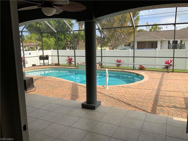 2715 2nd PL, Cape Coral, FL 33914