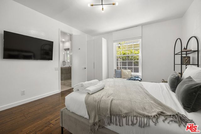 245 N Wetherly Drive, Beverly Hills, CA 90211