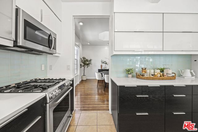 245 N Wetherly Drive, Beverly Hills, CA 90211