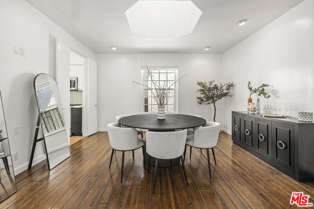 245 N Wetherly Drive, Beverly Hills, CA 90211