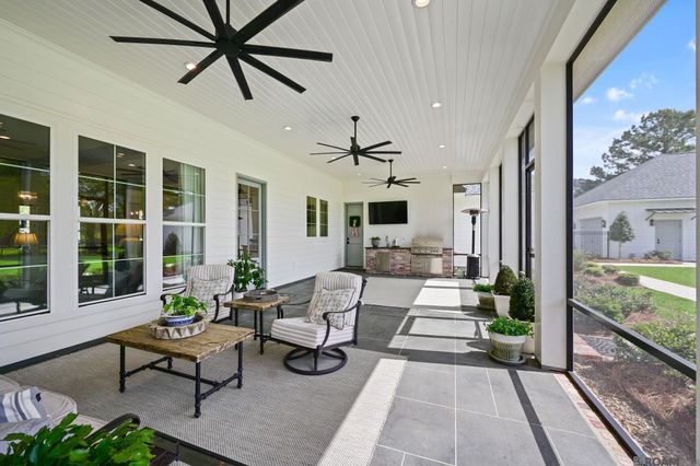 12156 Indigo Dr, St Francisville, LA 70775