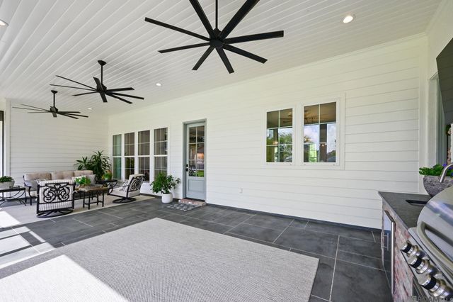 12156 Indigo Dr, St Francisville, LA 70775