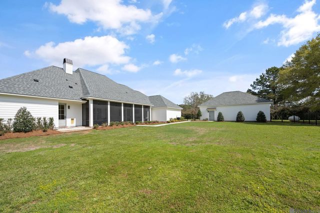 12156 Indigo Dr, St Francisville, LA 70775