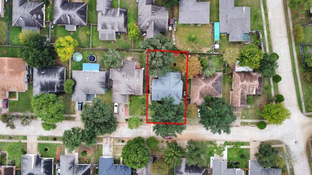4711 Misty Shadows Drive, Houston, TX 77041
