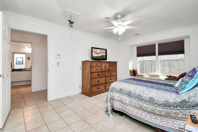 4711 Misty Shadows Drive, Houston, TX 77041