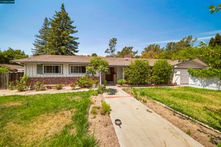 732 Moraga Rd, Moraga, CA 94556