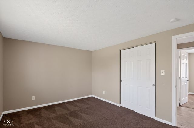 5528 Dollar Hide North Drive, Indianapolis, IN 46221