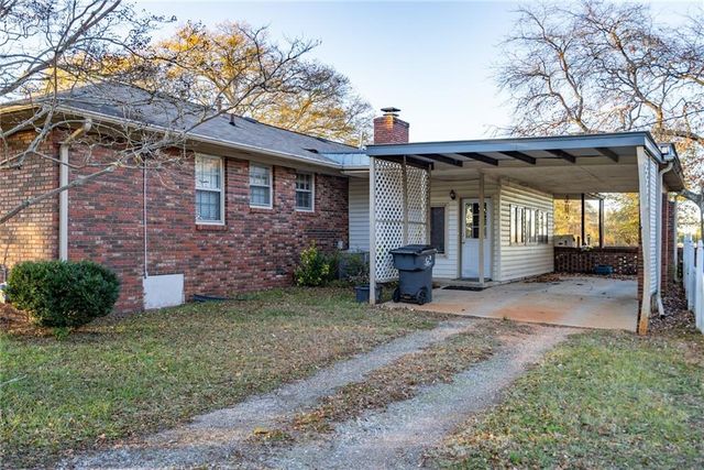 1526 N Cherokee Road, Social Circle, GA 30025