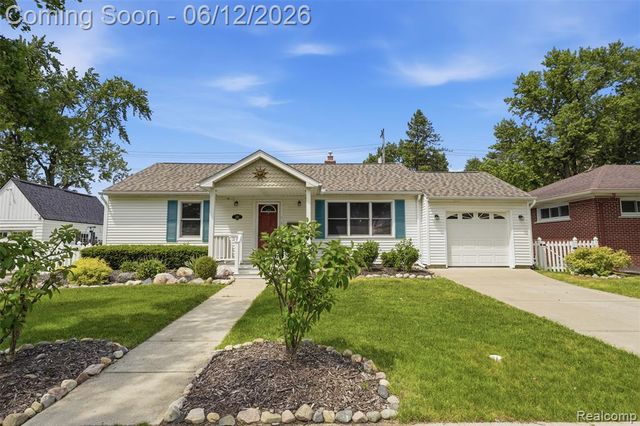 330 Whipple Street, South Lyon, MI 48178