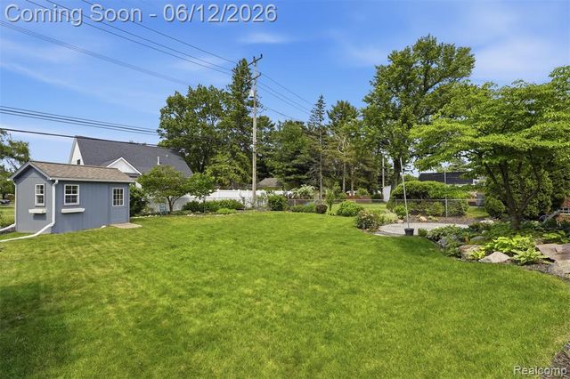 330 Whipple Street, South Lyon, MI 48178