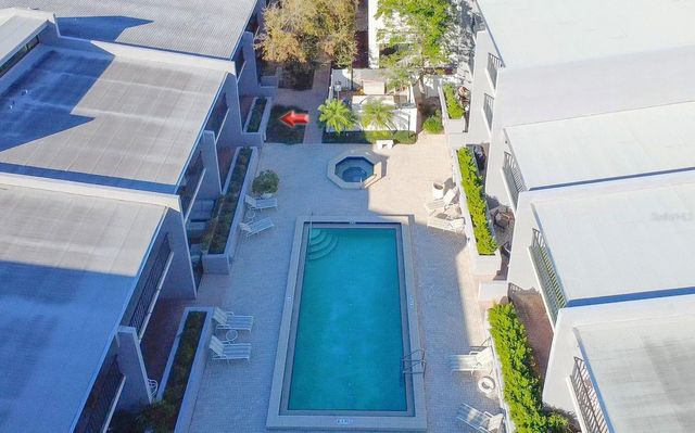 301 2ND STREET N 14, St Petersburg, FL 33701