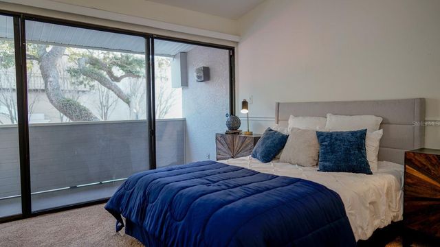 301 2ND STREET N 14, St Petersburg, FL 33701