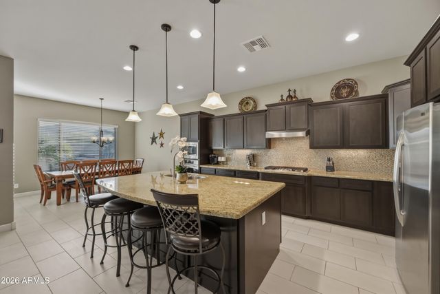 6648 S Lyon Drive, Gilbert, AZ 85298