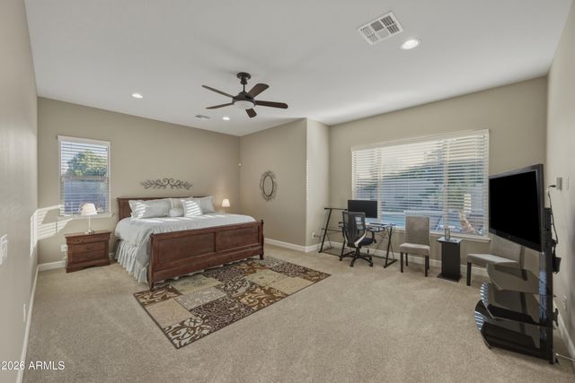 6648 S Lyon Drive, Gilbert, AZ 85298