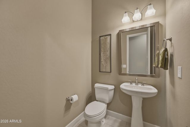 6648 S Lyon Drive, Gilbert, AZ 85298