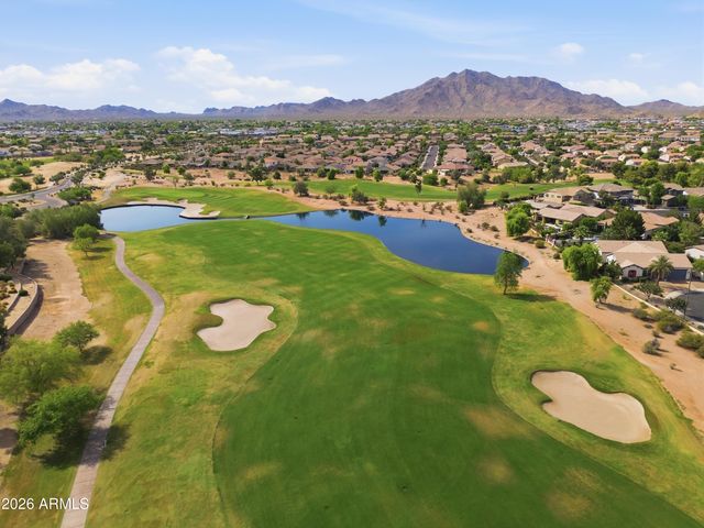 6648 S Lyon Drive, Gilbert, AZ 85298