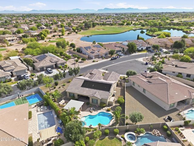 6648 S Lyon Drive, Gilbert, AZ 85298