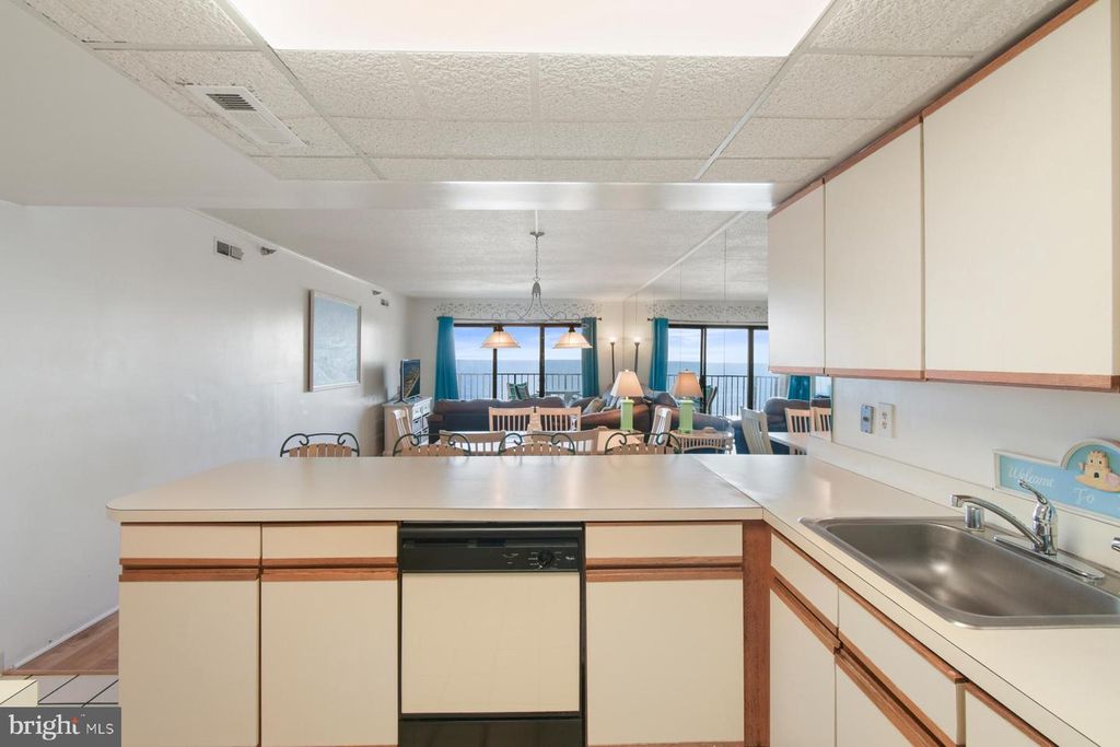 9800 COASTAL HWY #1212, Ocean City, MD 21842