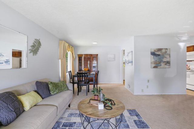 309 E NEBRASKA Ave, Spokane, WA 99207