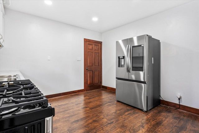 3783 N 9th STREET, Milwaukee, WI 53206