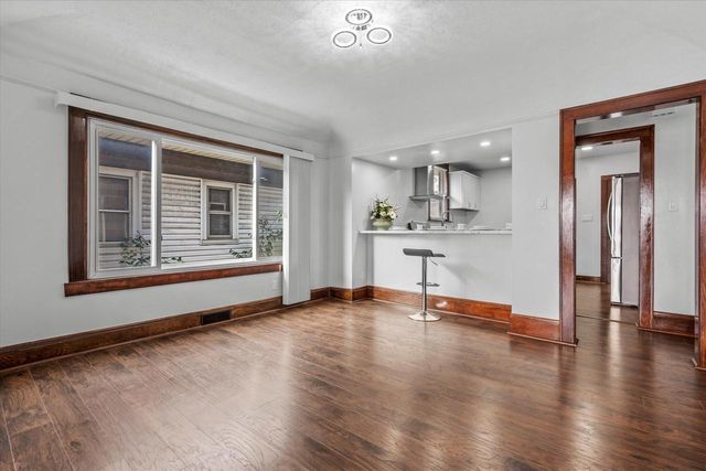 3783 N 9th STREET, Milwaukee, WI 53206