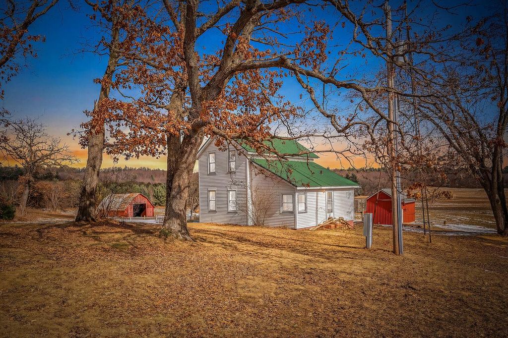 4364 Bedford ROAD, Sparta, WI 54656