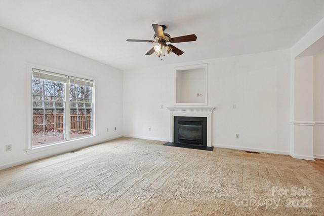 3543 Lake Bluff Drive, Sherrills Ford, NC 28673