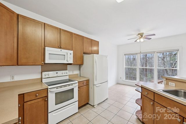 3543 Lake Bluff Drive, Sherrills Ford, NC 28673