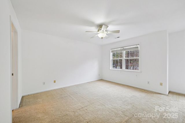 3543 Lake Bluff Drive, Sherrills Ford, NC 28673