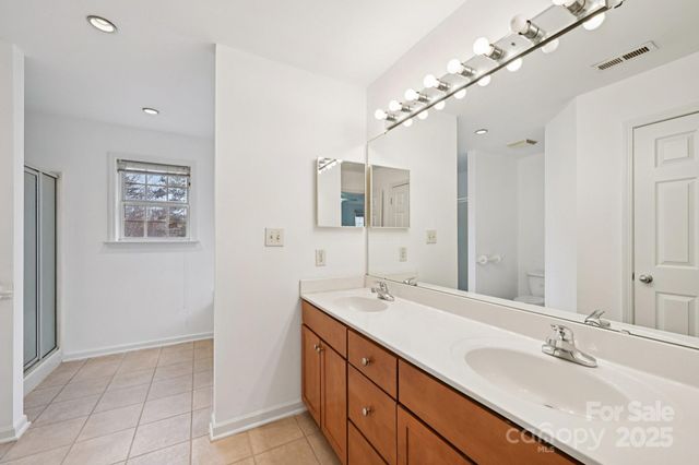 3543 Lake Bluff Drive, Sherrills Ford, NC 28673