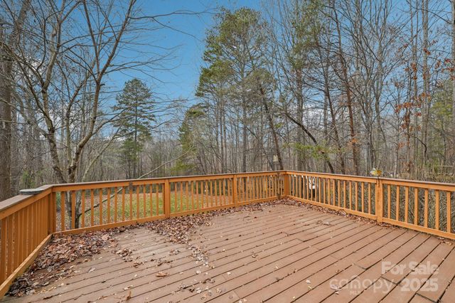 3543 Lake Bluff Drive, Sherrills Ford, NC 28673