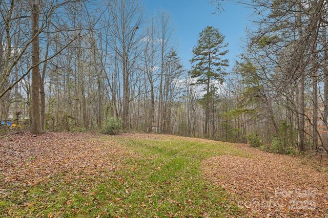 3543 Lake Bluff Drive, Sherrills Ford, NC 28673