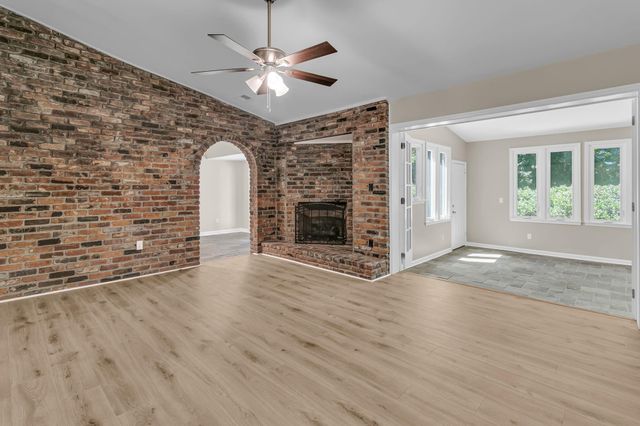 109 Halcyon Road, Summerville, SC 29483