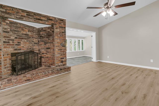 109 Halcyon Road, Summerville, SC 29483