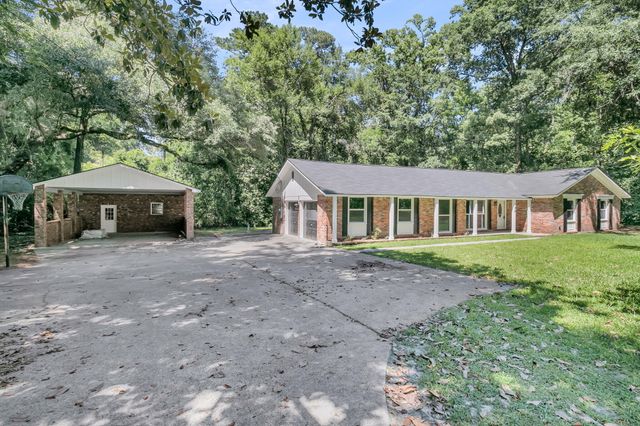 109 Halcyon Road, Summerville, SC 29483