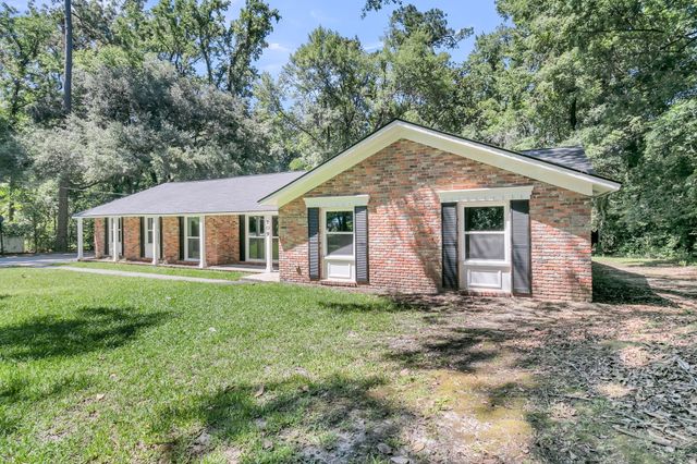 109 Halcyon Road, Summerville, SC 29483