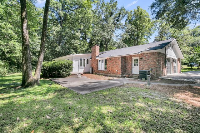 109 Halcyon Road, Summerville, SC 29483