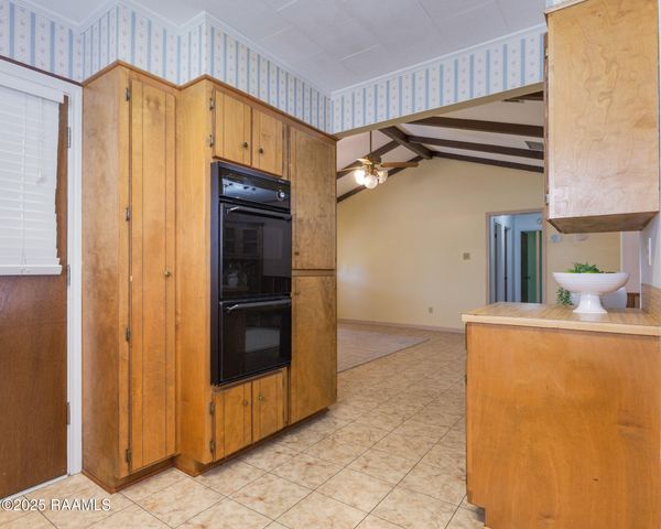 204 Stephanie Drive, St. Martinville, LA 70582