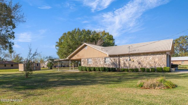204 Stephanie Drive, St. Martinville, LA 70582