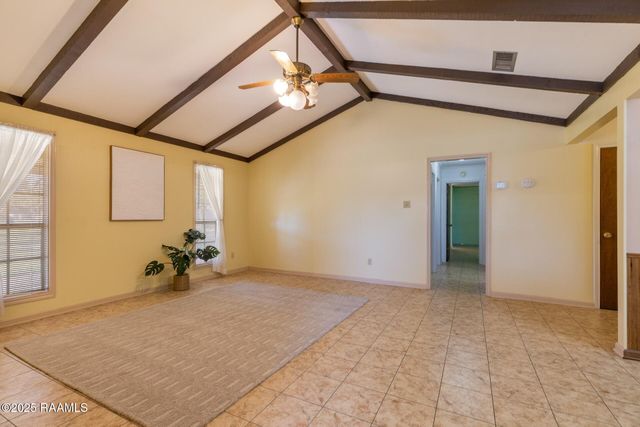 204 Stephanie Drive, St. Martinville, LA 70582