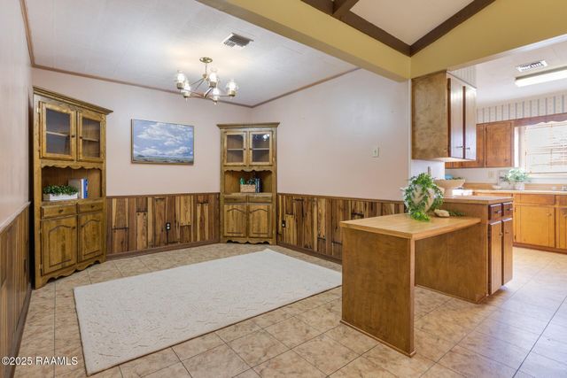 204 Stephanie Drive, St. Martinville, LA 70582